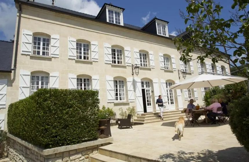 MOULIN ROYALE