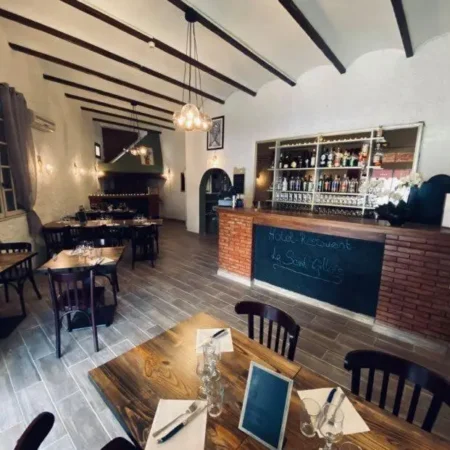 Le Saint-Gillois – Hotel Restaurant