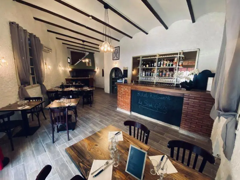 Le Saint-Gillois – Hotel Restaurant