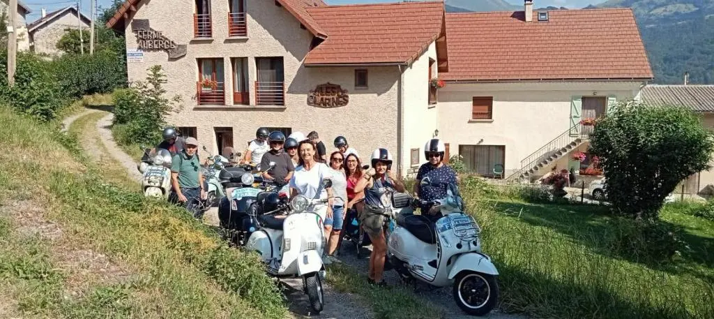 ferme-auberge et chambres d’hotes les Clarines