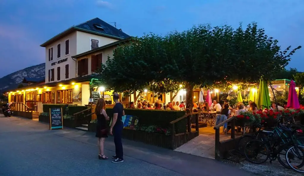Hotel – Restaurant – Bar Les Tilleuls