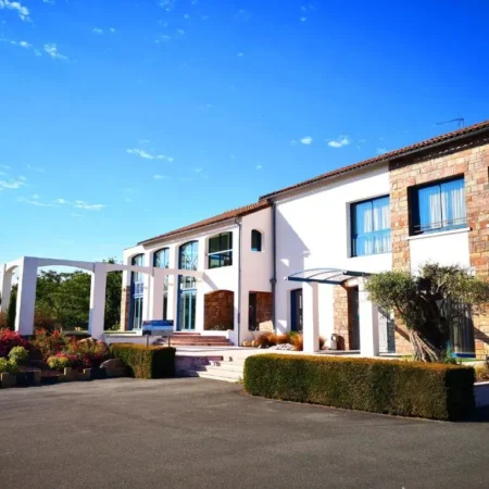 Maison Toussaint – Chambre & institut de beaute