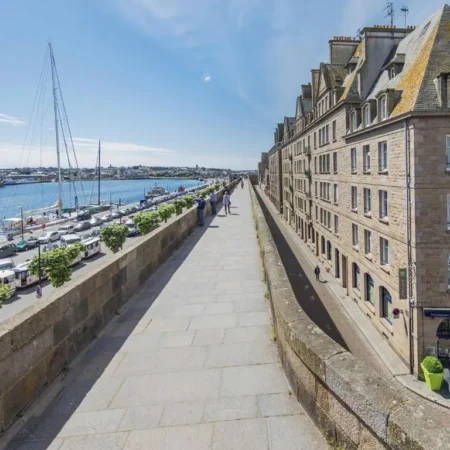 ibis Styles Saint-Malo Centre Historique