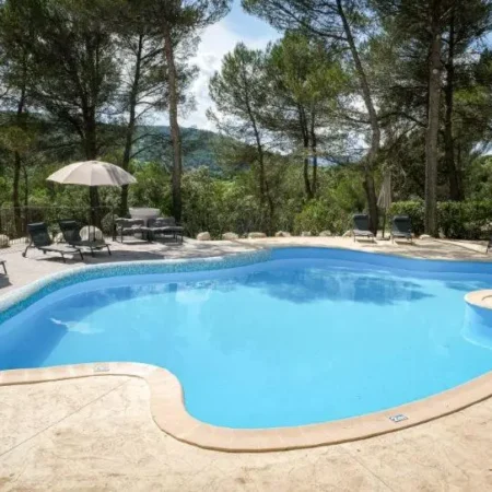 Hotel la Pinede