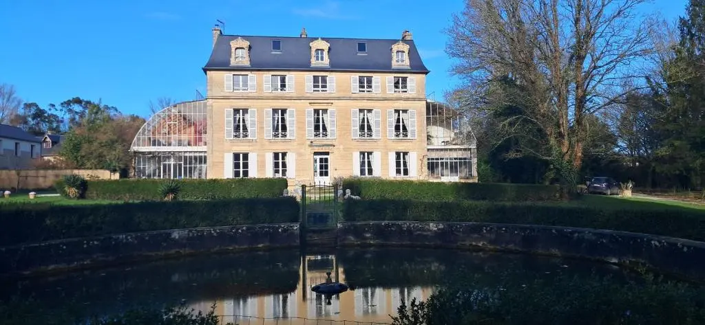 Chateau de Damigny