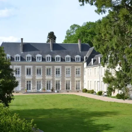 Chateau de Saint Ouen les Vignes