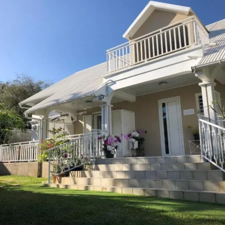 La Villa Mae