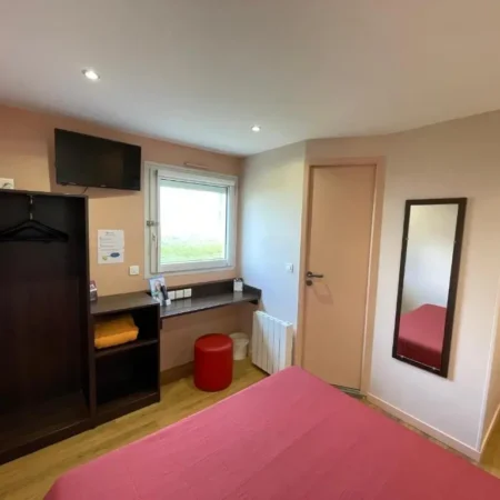 Brit Hotel Essentiel Saint-Quentin