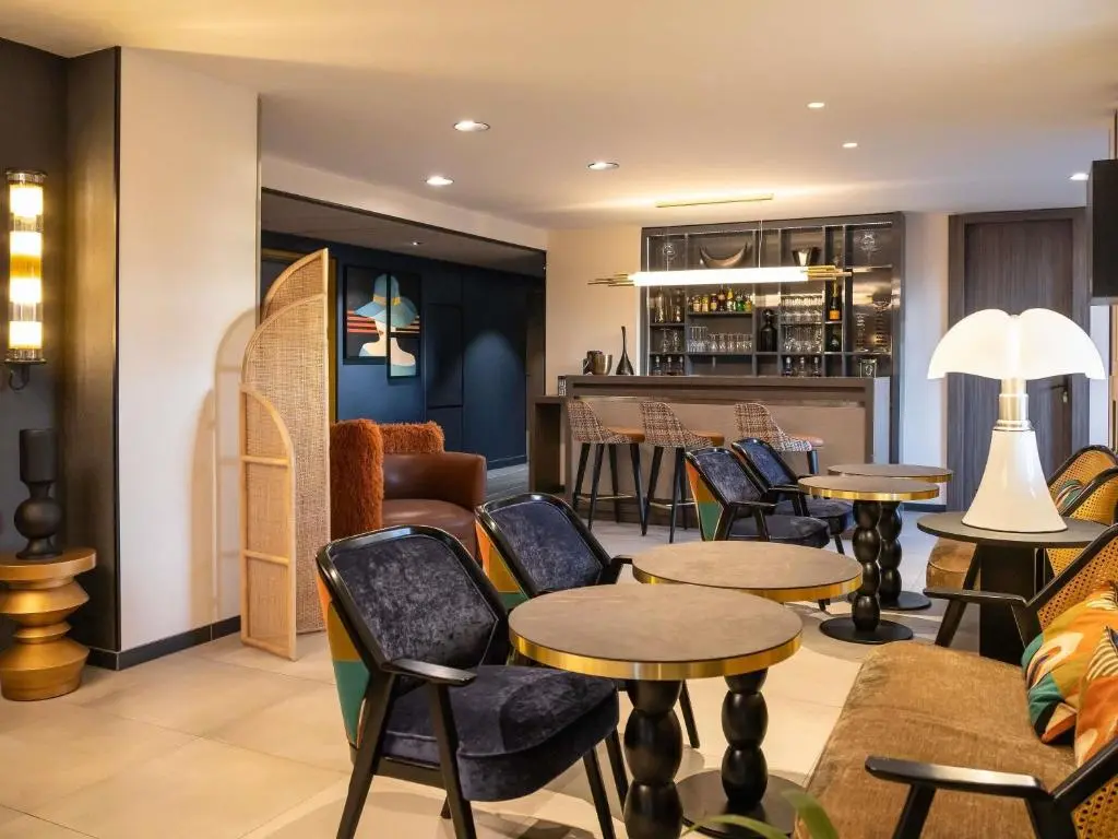 Hotel IBIS STYLES Saint-Quentin