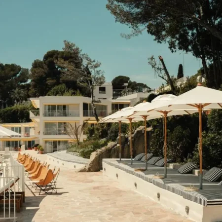 Les Roches Rouges, Saint Raphael, a Beaumier Hotel