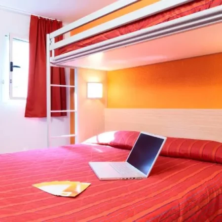 Hotel Premiere Classe Saint Thibault Des Vignes