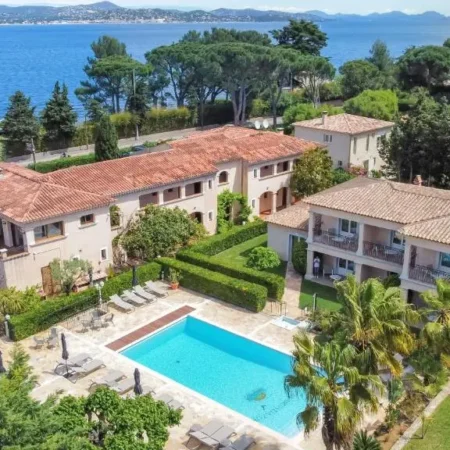 Hotel Brin d’Azur / Saint-Tropez