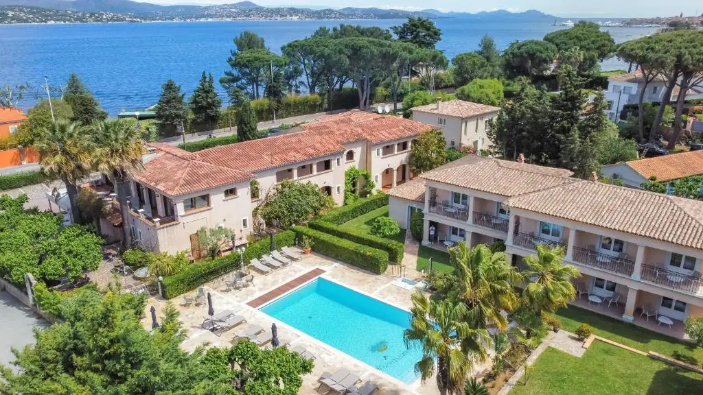 Hotel Brin d’Azur / Saint-Tropez