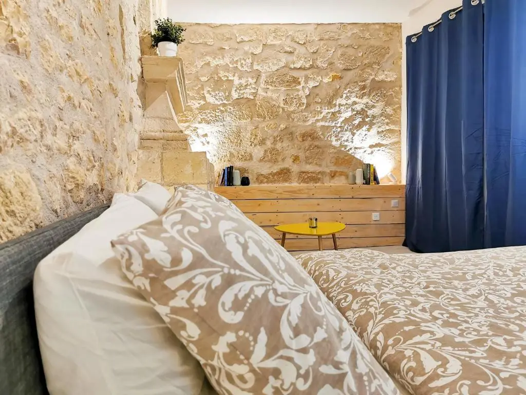 Ma Douce Charente, Location d’appartement courte et moyenne duree a Saintes, Hyper Centre