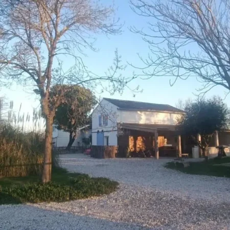 Mas Constantin