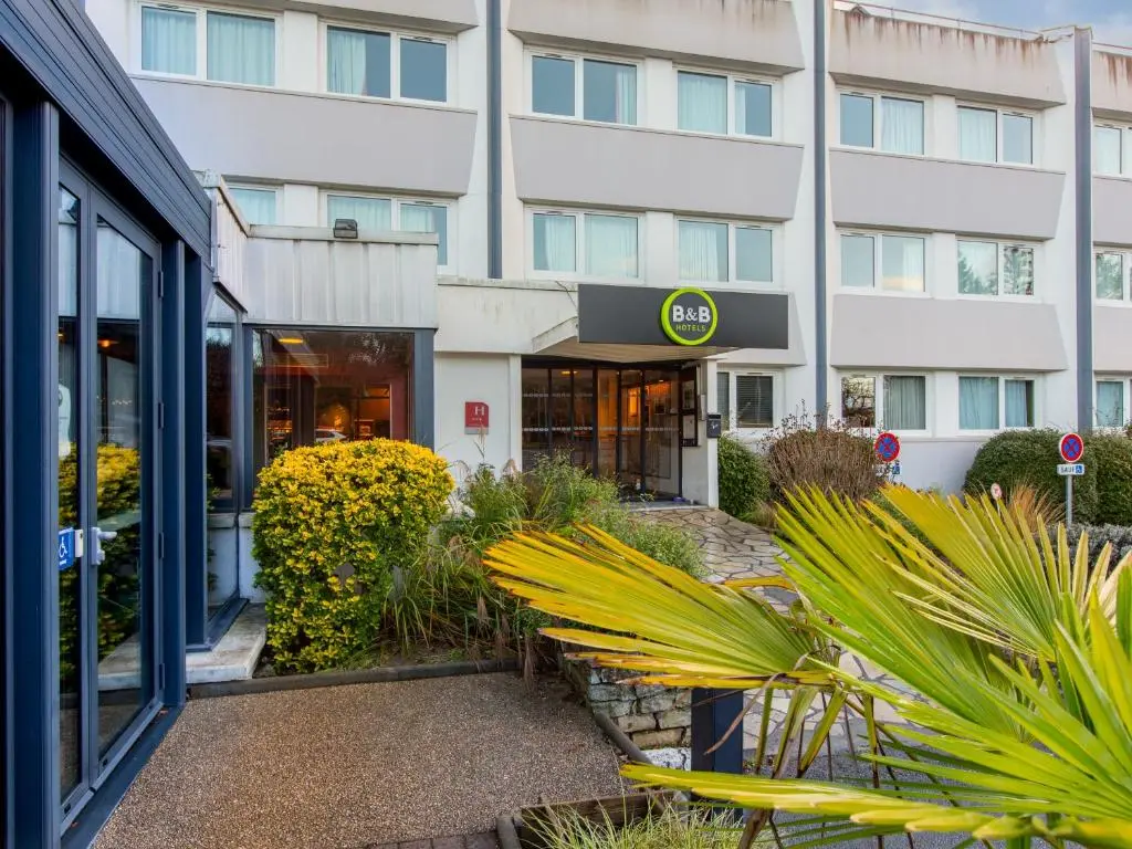 B&B HOTEL Orleans Nord Saran