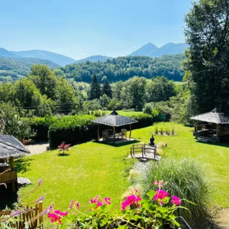 Camping-Gites Au Songe du Valier