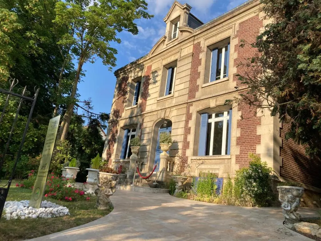 CASA LA PALMA LE 48