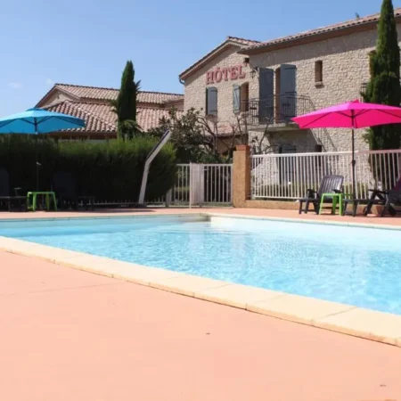 Logis Hotel le Mas de Mon Pere