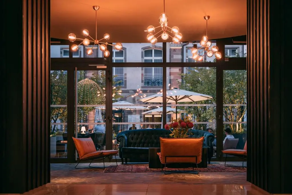 LEONOR Hotel