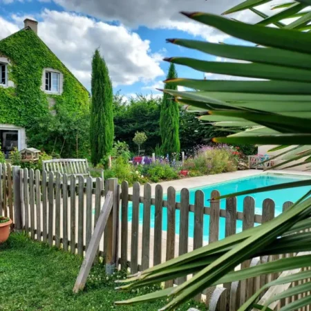 Le Bonheur Des Hotes