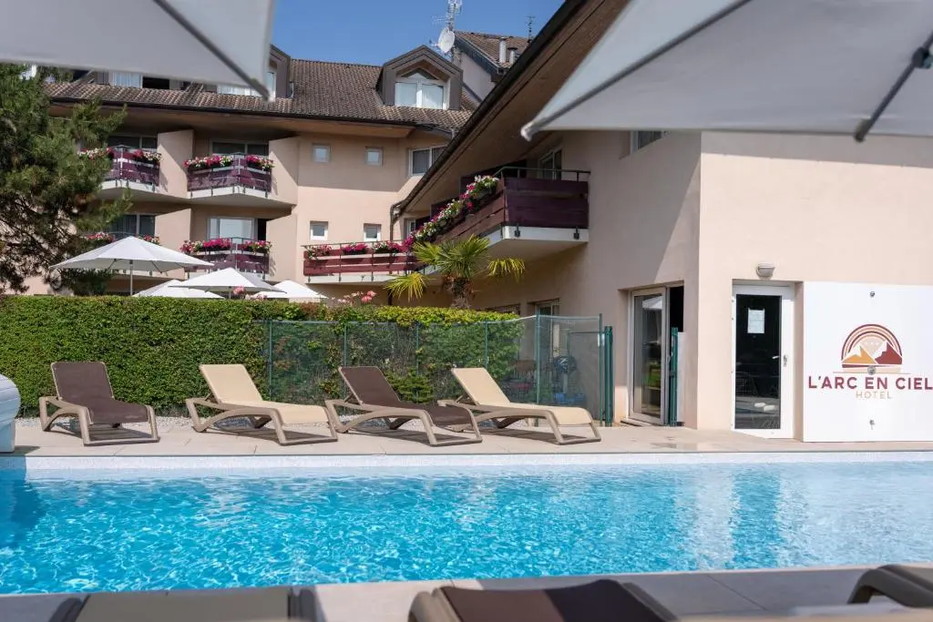 Logis Hotel Arc en Ciel