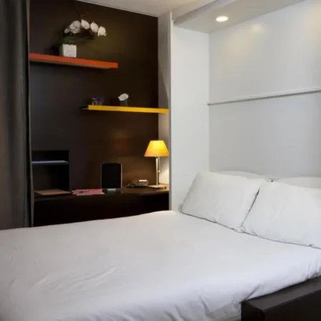 At Home Appart’Hotel