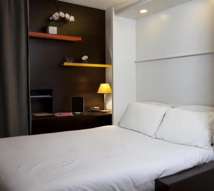 At Home Appart’Hotel