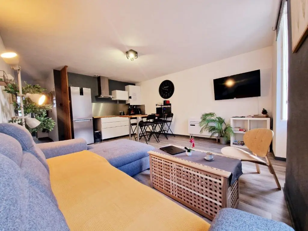 LE DROMARDECHOIS – Gite meuble Ardeche – ECOLODGITE DROME ARDECHE