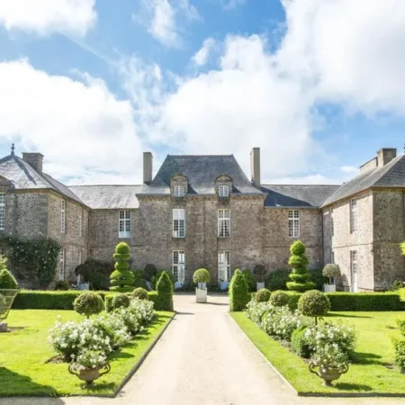 Chateau de la Ballue