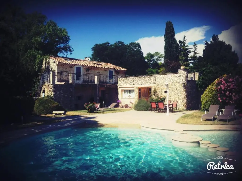 Logis Hotel Le Mas de Lily-Rose