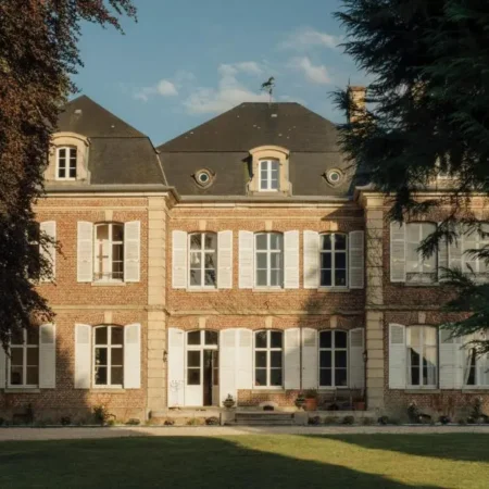 Petit Chateau Vercourt