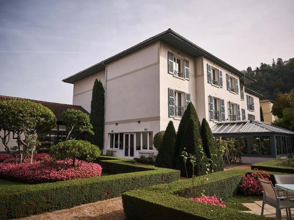La Pyramide – Hotel Restaurant (Isere)