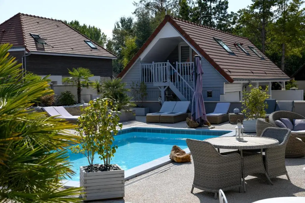 Appartement avec piscine de la Croix