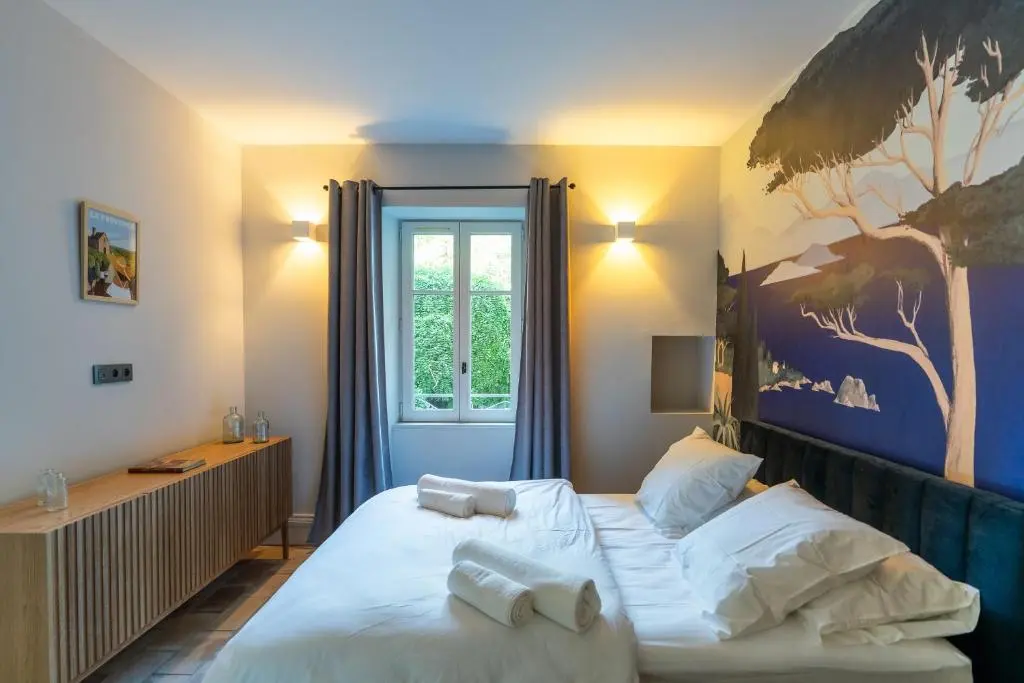 L’Heure Bleue – Chambres d’Hotes et Restaurant a Villeneuve-les-Avignon