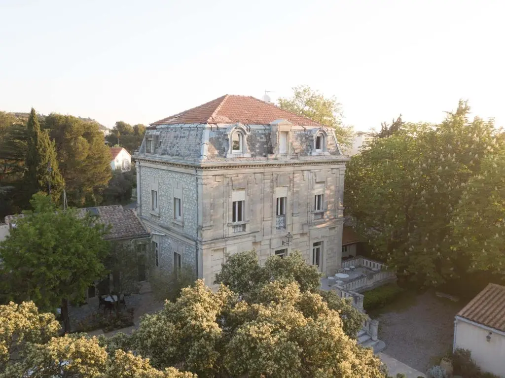 Logis Hotel Residence les Cedres
