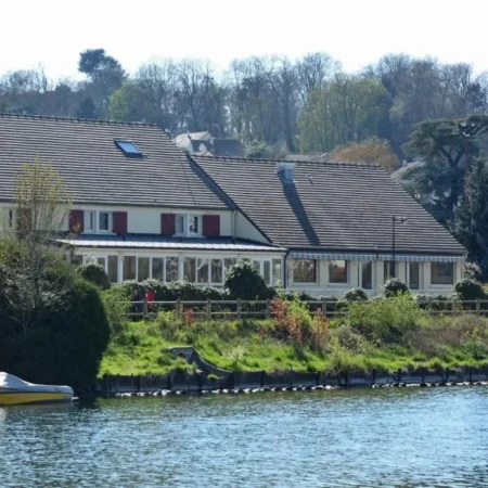 Logis Hotel des Lacs